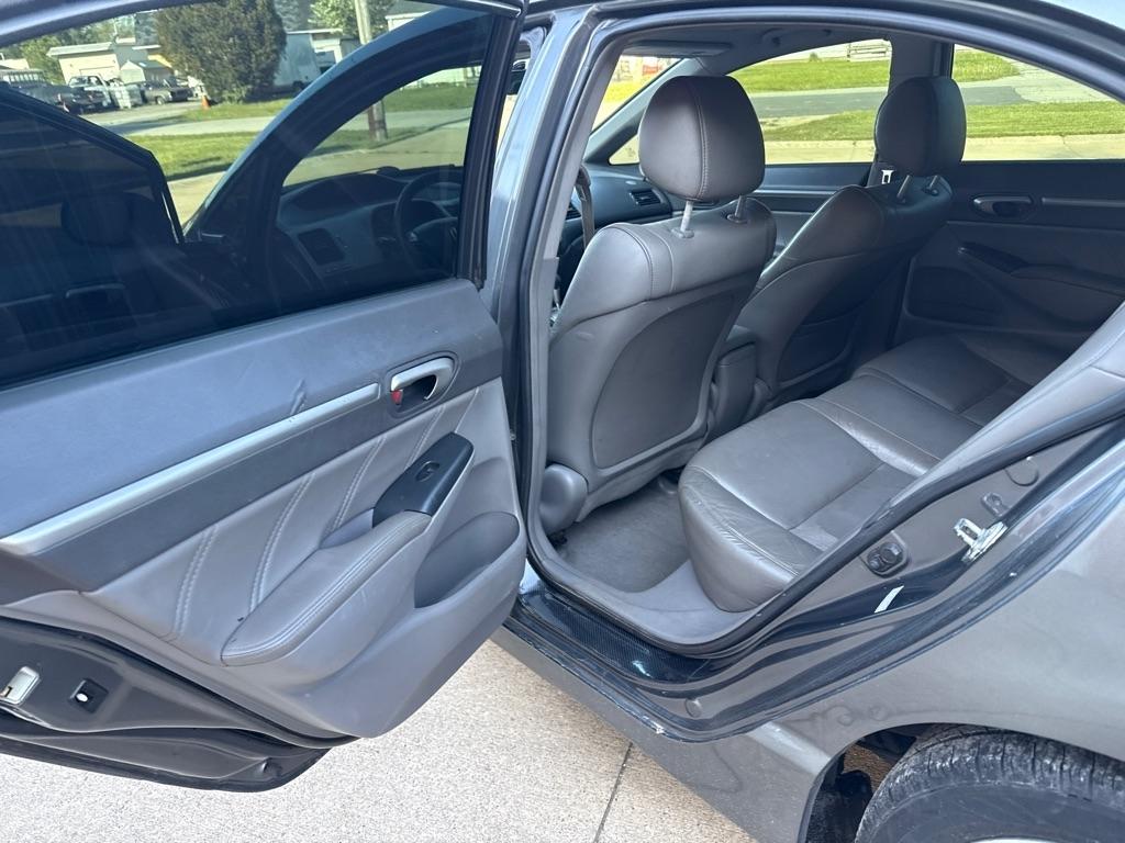Honda Civic EX-L Sedan 5-Speed AT 2009