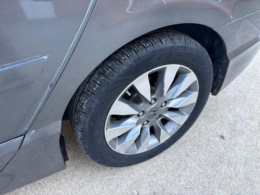 Honda Civic EX-L Sedan 5-Speed AT 2009