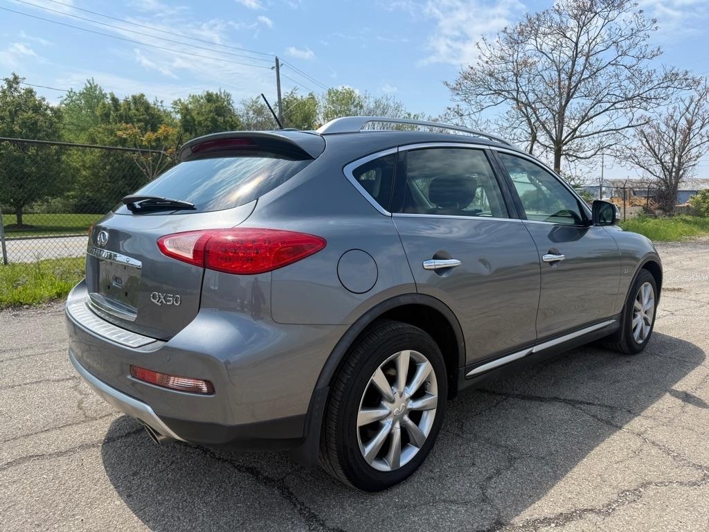 Infiniti QX50 Base AWD 2017