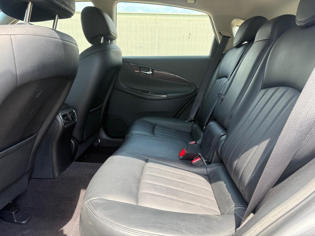 Infiniti QX50 Base AWD 2017