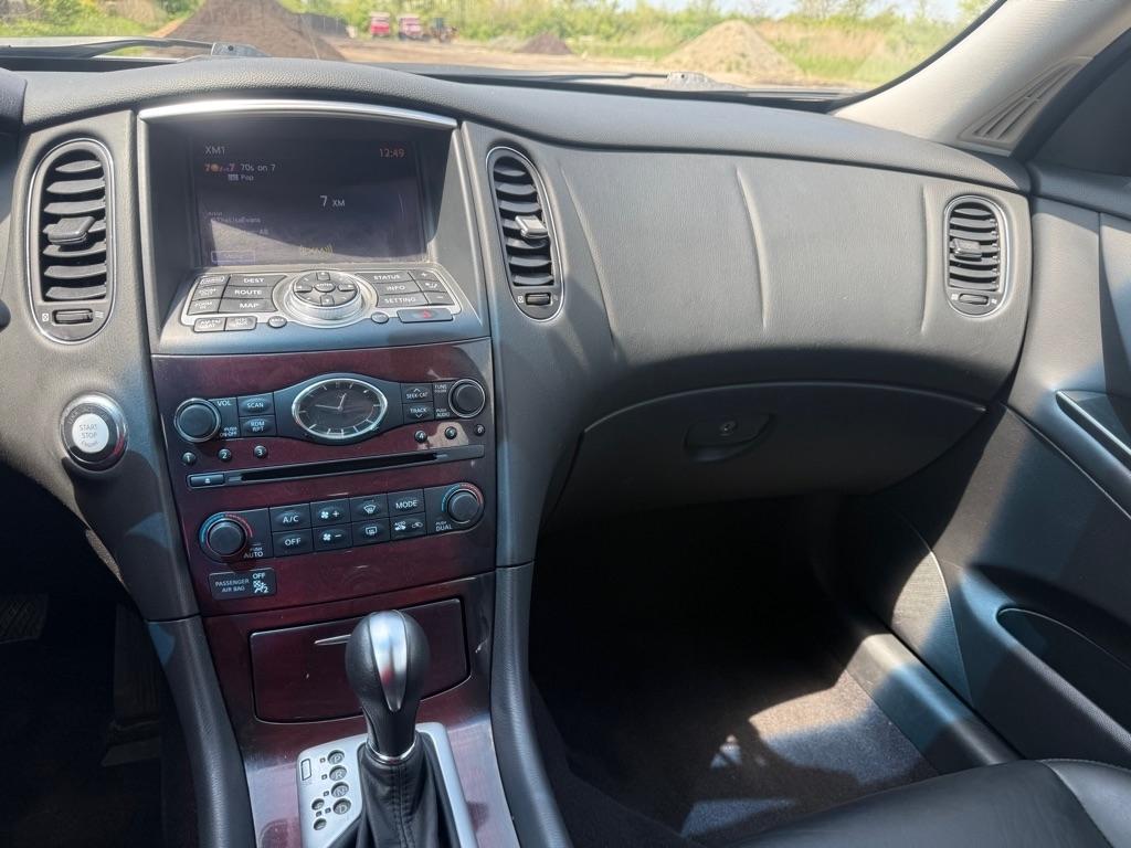 Infiniti QX50 Base AWD 2017
