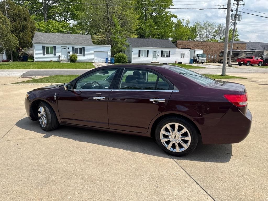 Lincoln MKZ AWD 2011