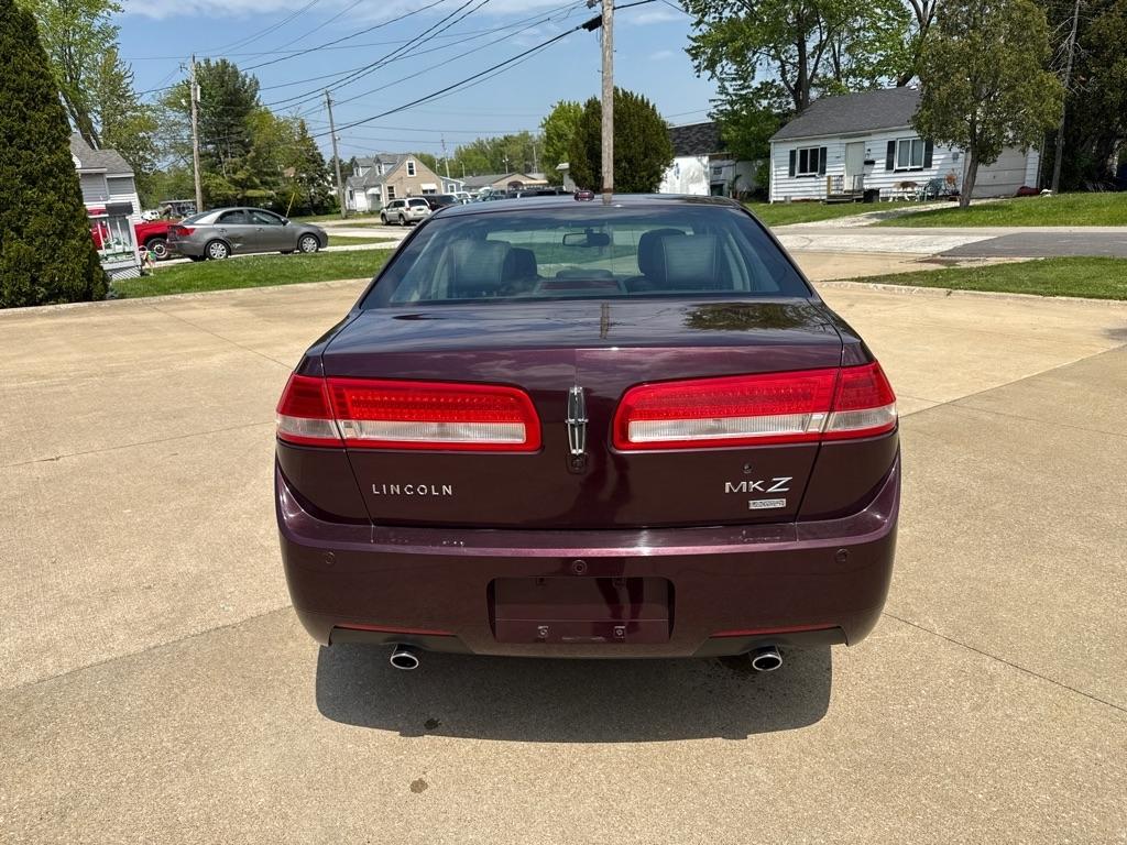 Lincoln MKZ AWD 2011