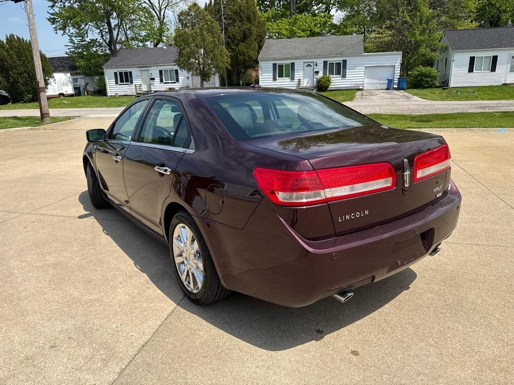 Lincoln MKZ AWD 2011