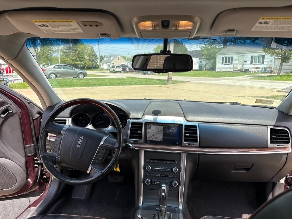 Lincoln MKZ AWD 2011