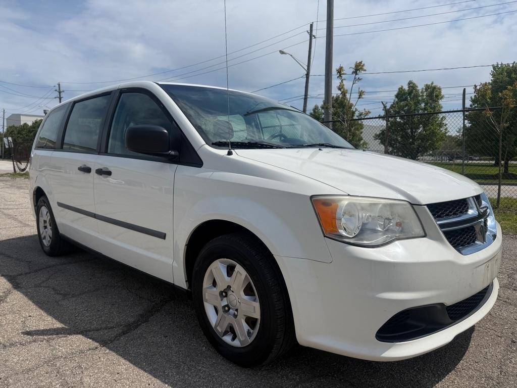 Dodge Grand Caravan SE 2012