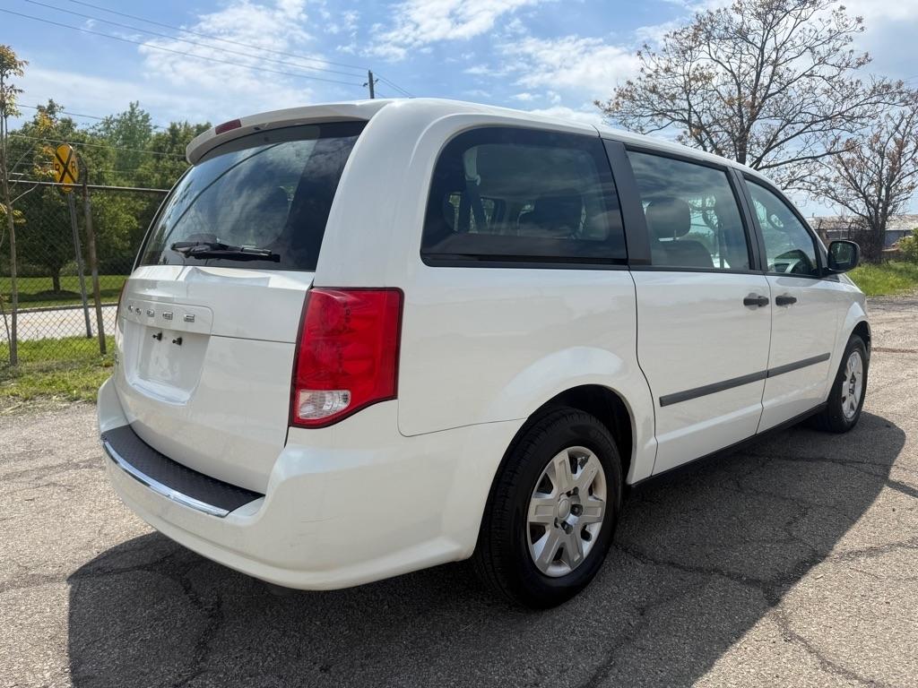 Dodge Grand Caravan SE 2012