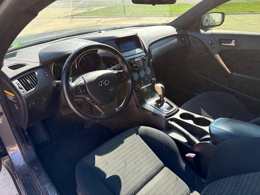 Hyundai Genesis Coupe 2.0T Auto 2013