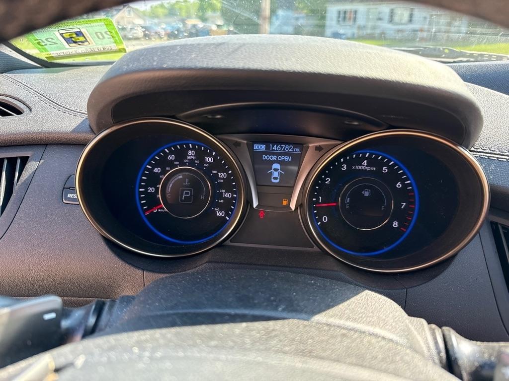 Hyundai Genesis Coupe 2.0T Auto 2013