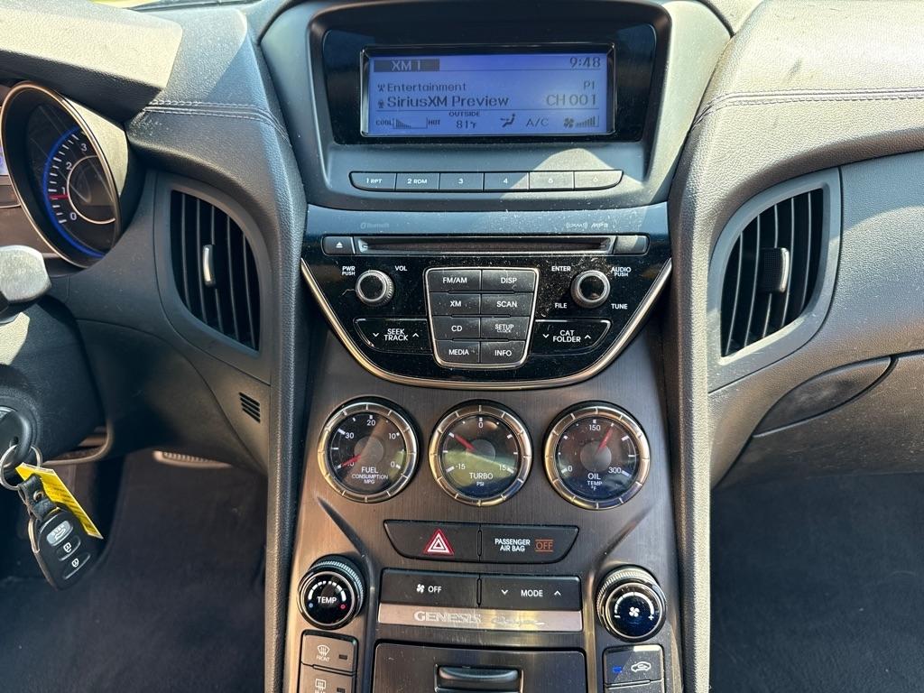 Hyundai Genesis Coupe 2.0T Auto 2013