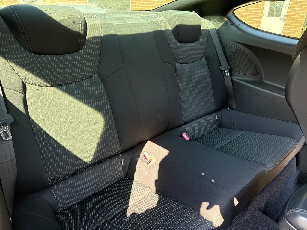 Hyundai Genesis Coupe 2.0T Auto 2013