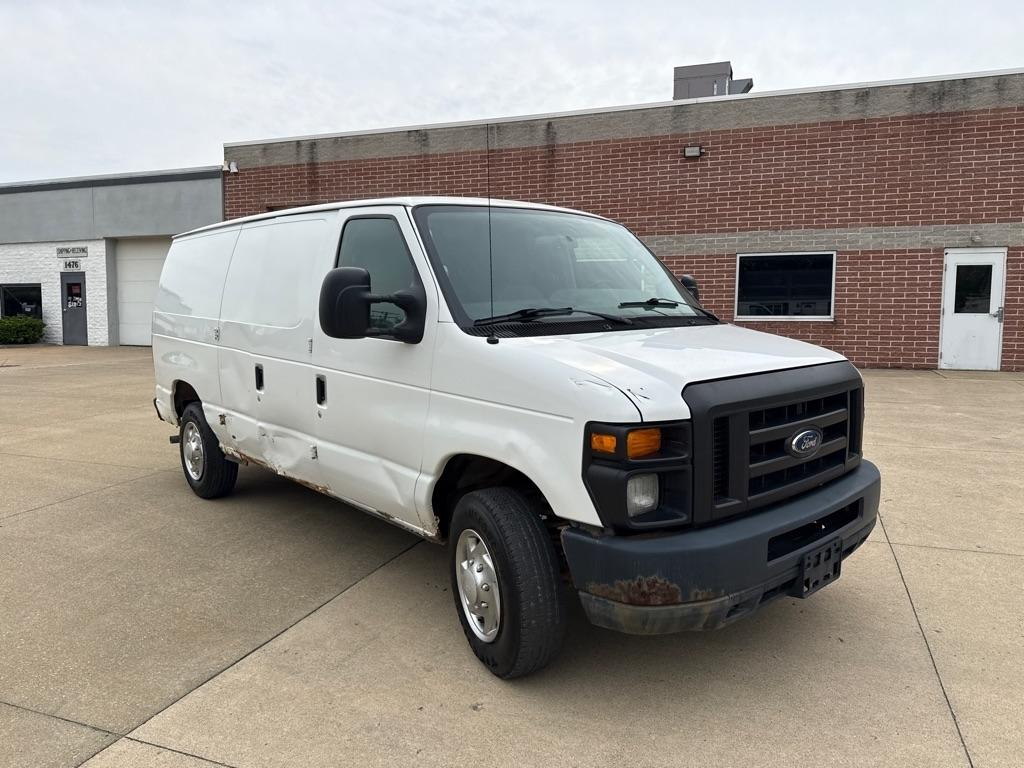 Ford Econoline E-150 2010