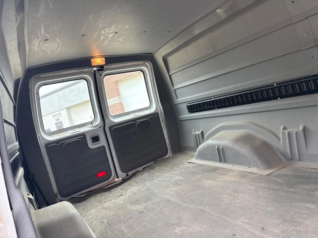 Ford Econoline E-150 2010