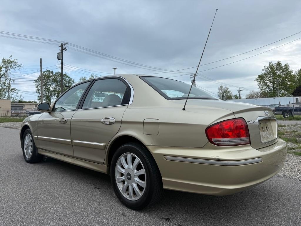 Hyundai Sonata GLS 2004