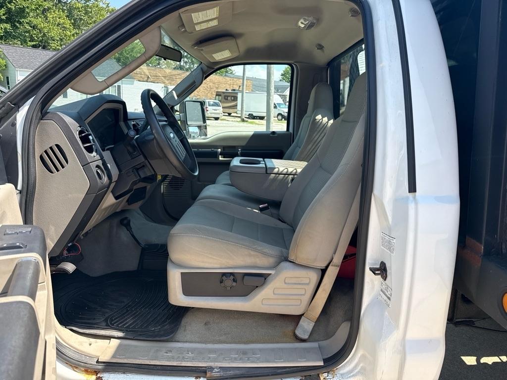 Ford F-450 SD Regular Cab 4WD DRW 2008