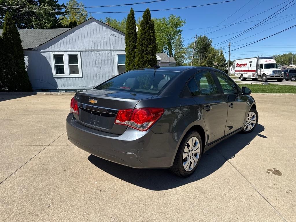 Chevrolet Cruze LS Auto 2013