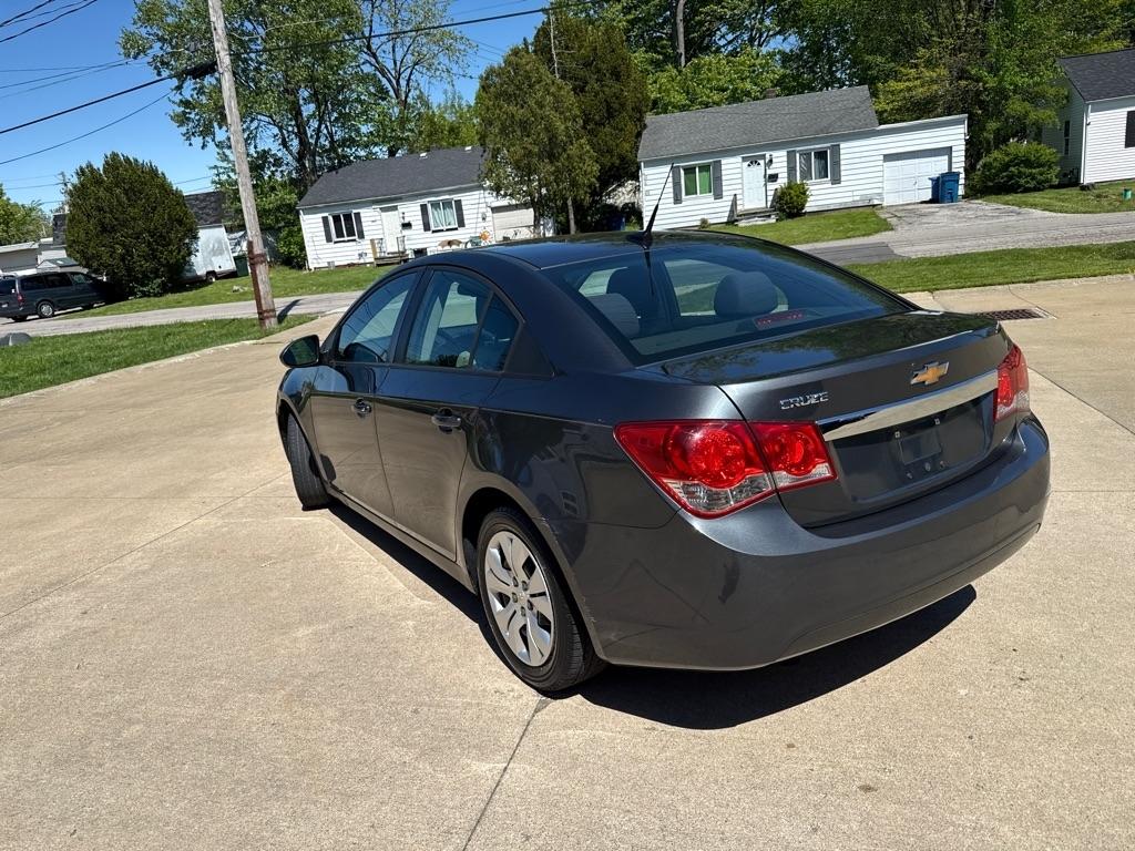 Chevrolet Cruze LS Auto 2013