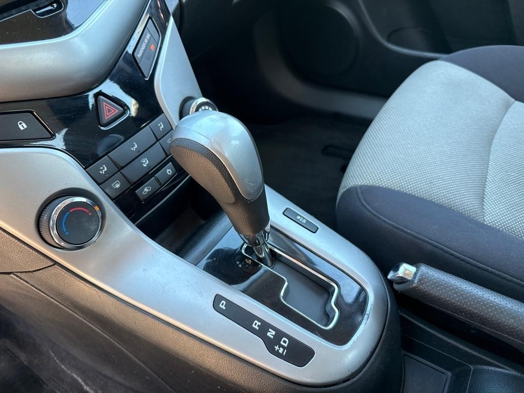 Chevrolet Cruze LS Auto 2013