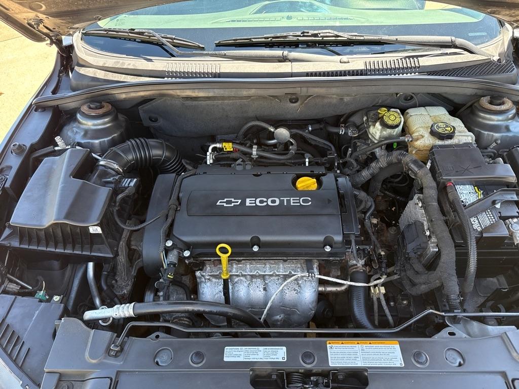 Chevrolet Cruze LS Auto 2013