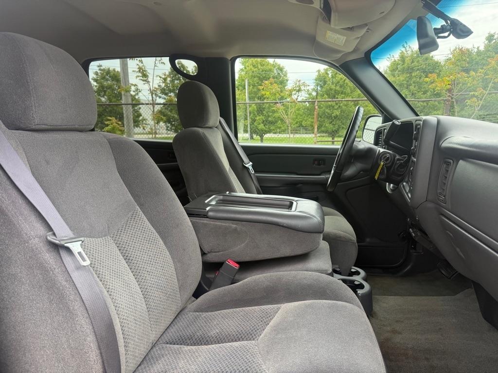 Chevrolet Silverado 2500HD LS Crew Cab 4WD 2006