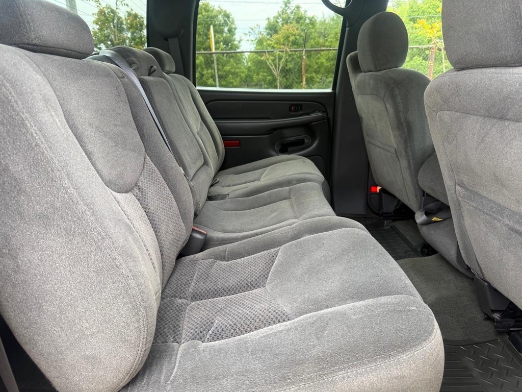 Chevrolet Silverado 2500HD LS Crew Cab 4WD 2006