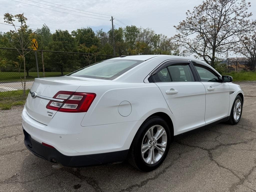 Ford Taurus SEL AWD 2013