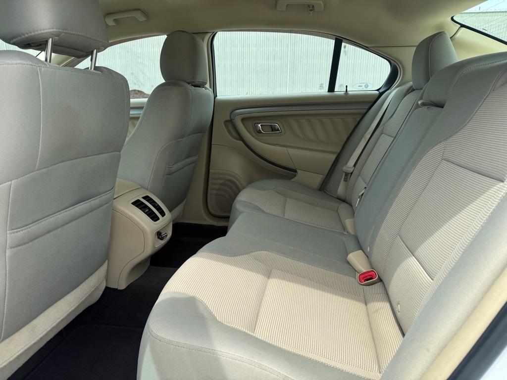 Ford Taurus SEL AWD 2013