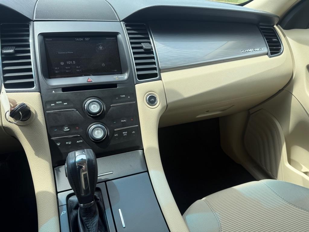Ford Taurus SEL AWD 2013