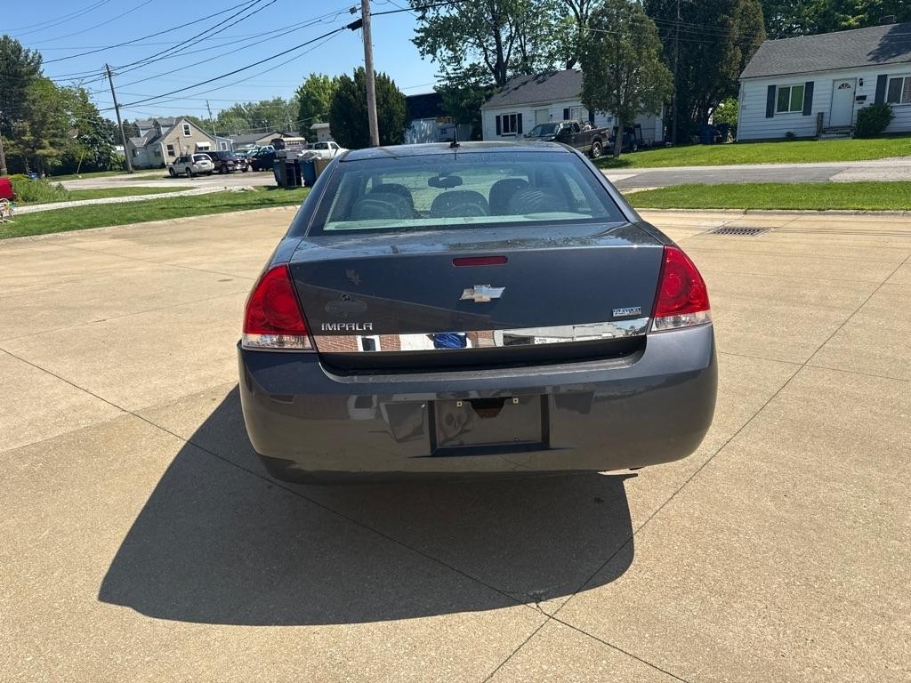 Chevrolet Impala LS 2011