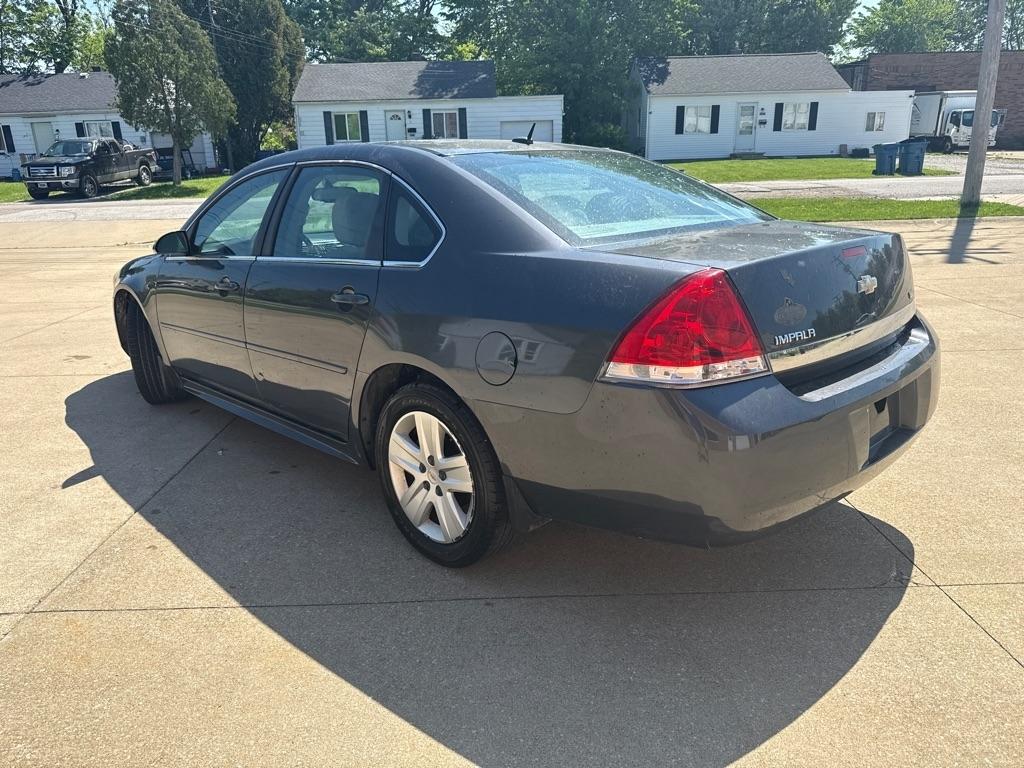 Chevrolet Impala LS 2011