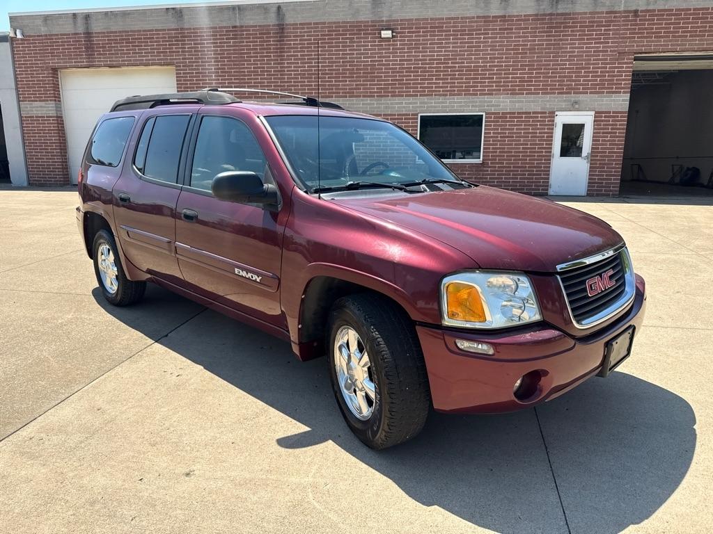 GMC Envoy XL SLE 4WD 2004
