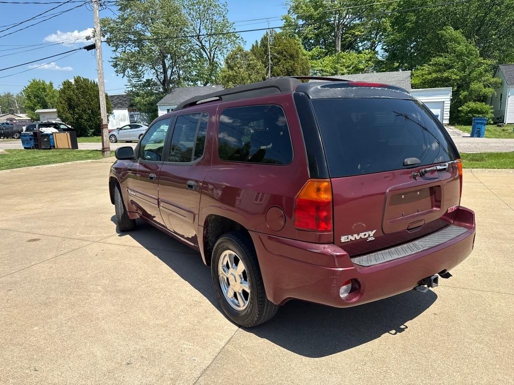 GMC Envoy XL SLE 4WD 2004