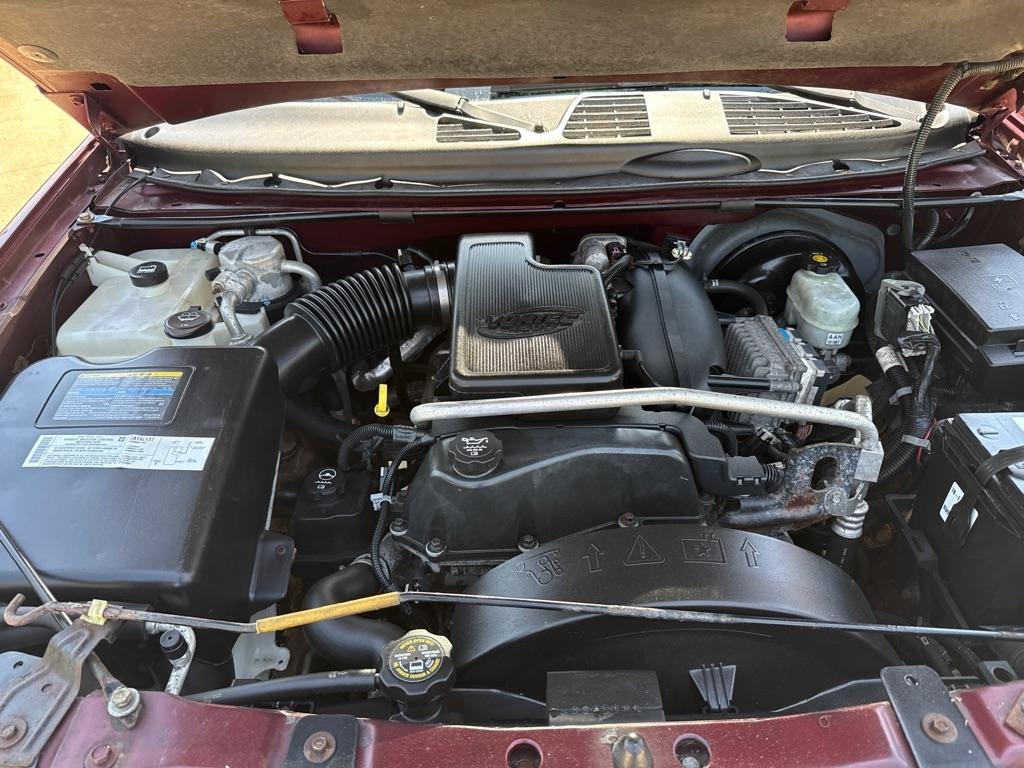 GMC Envoy XL SLE 4WD 2004
