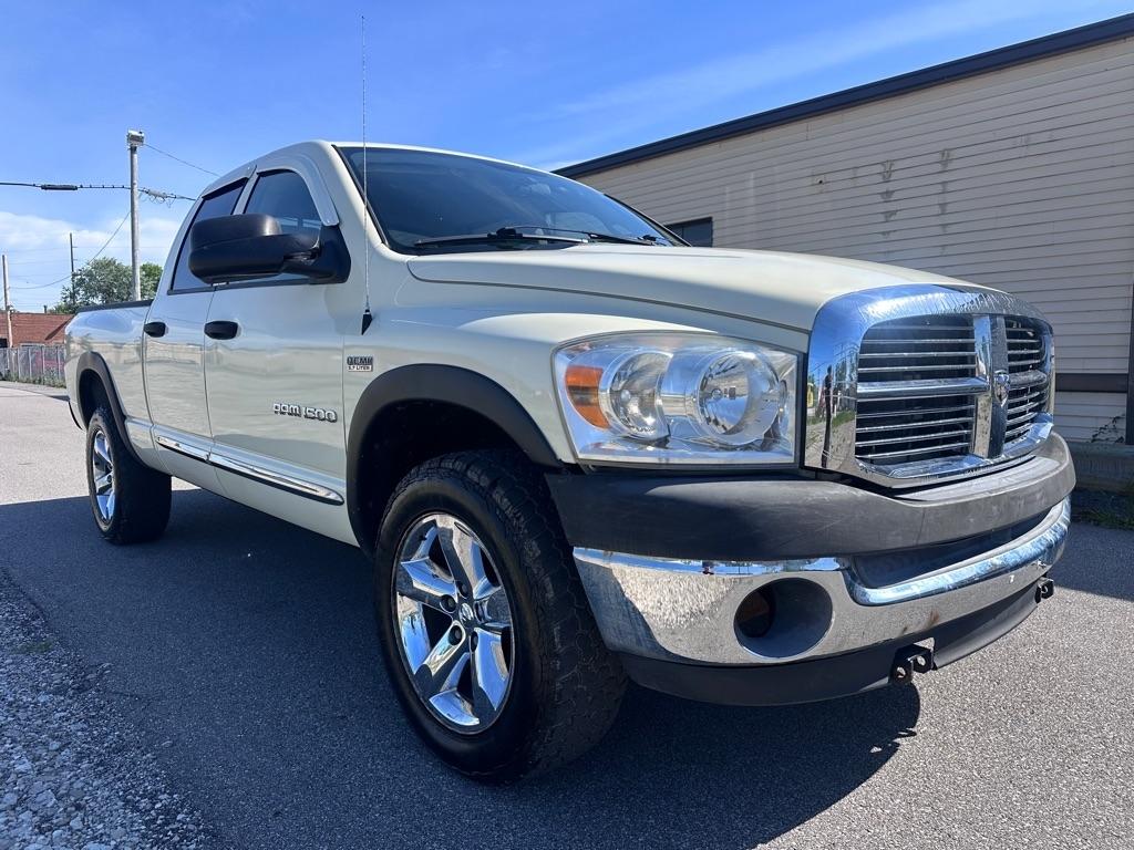 Dodge Ram 1500 ST Quad Cab 4WD 2007