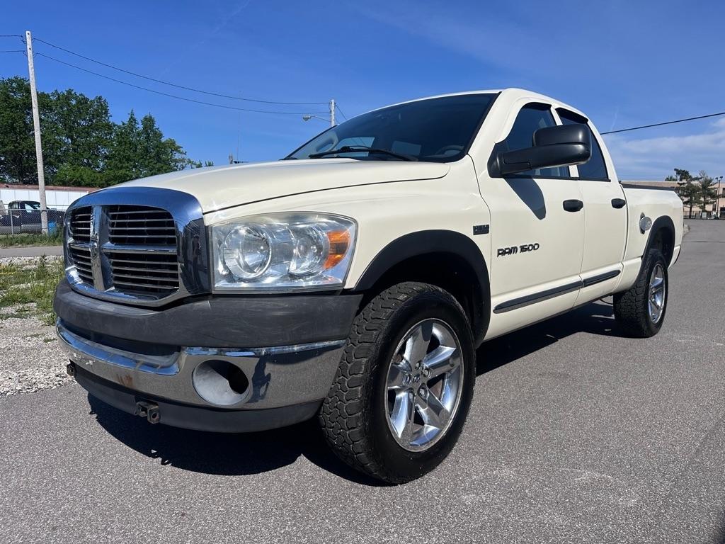 Dodge Ram 1500 ST Quad Cab 4WD 2007