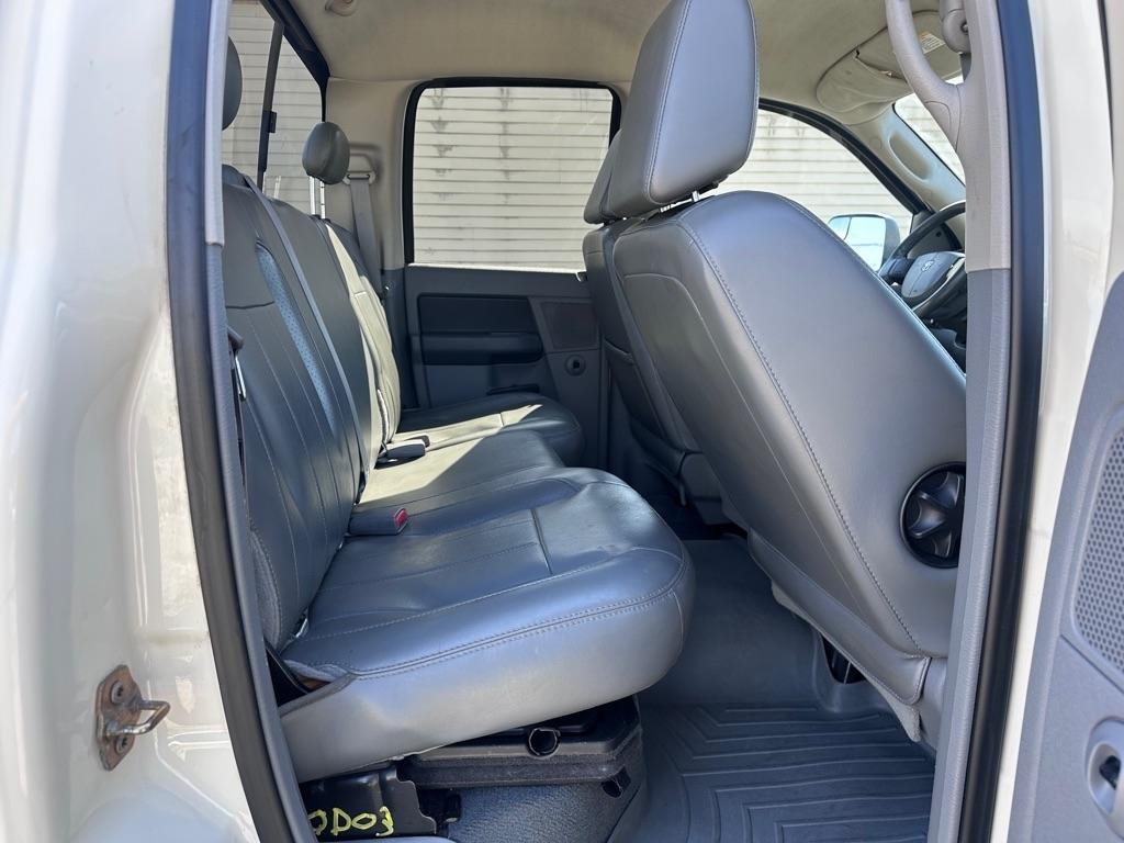 Dodge Ram 1500 ST Quad Cab 4WD 2007