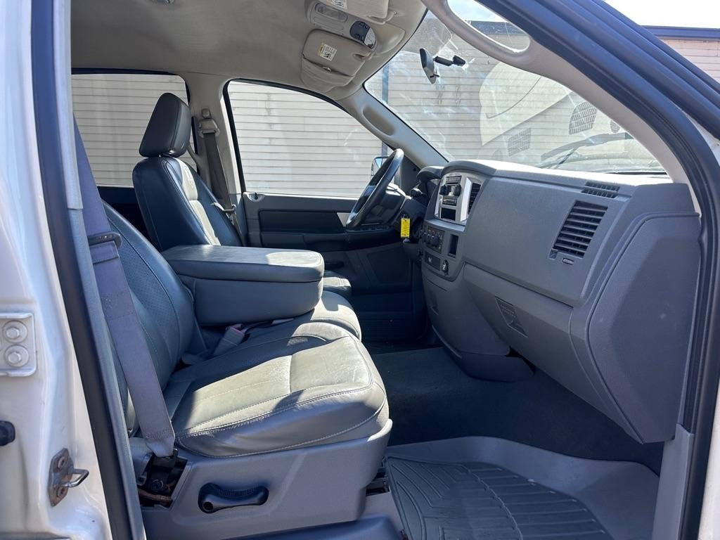 Dodge Ram 1500 ST Quad Cab 4WD 2007