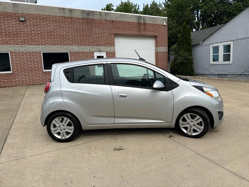 Chevrolet Spark LS CVT 2015