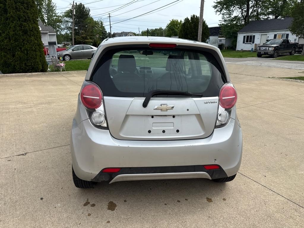 Chevrolet Spark LS CVT 2015