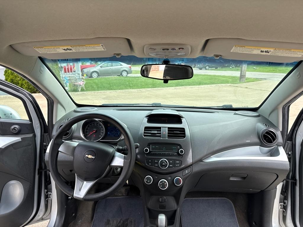 Chevrolet Spark LS CVT 2015