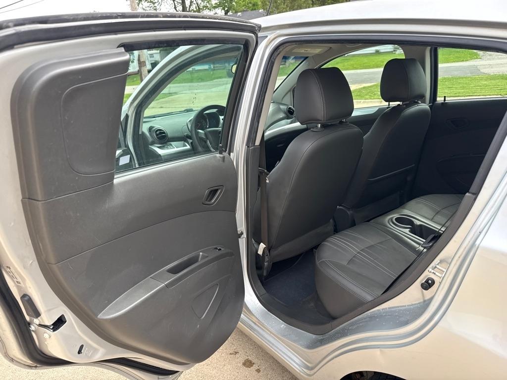 Chevrolet Spark LS CVT 2015