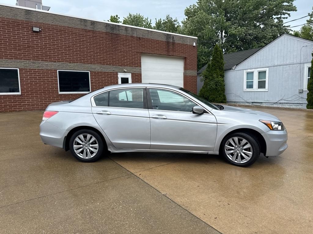 Honda Accord EX Sedan AT 2011