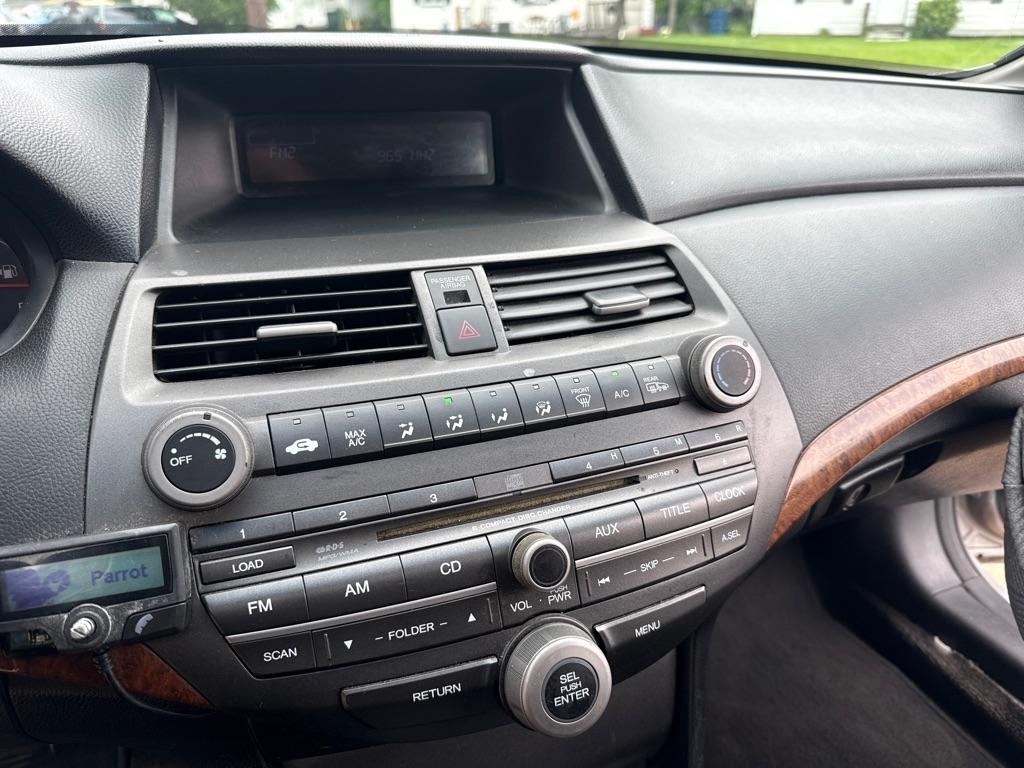 Honda Accord EX Sedan AT 2011