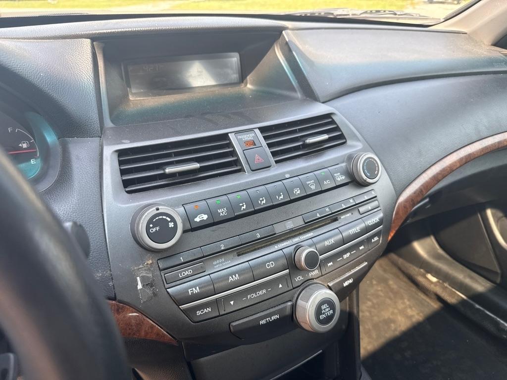 Honda Accord EX Sedan AT 2011