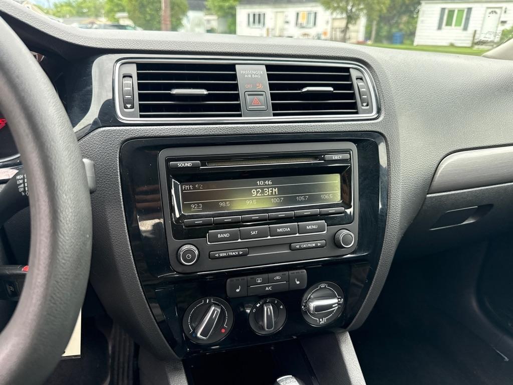 Volkswagen Jetta TDI S 6A 2015