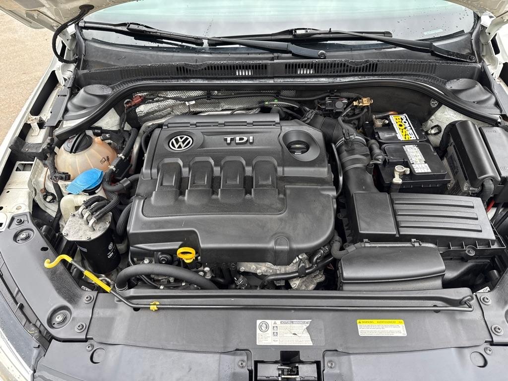 Volkswagen Jetta TDI S 6A 2015