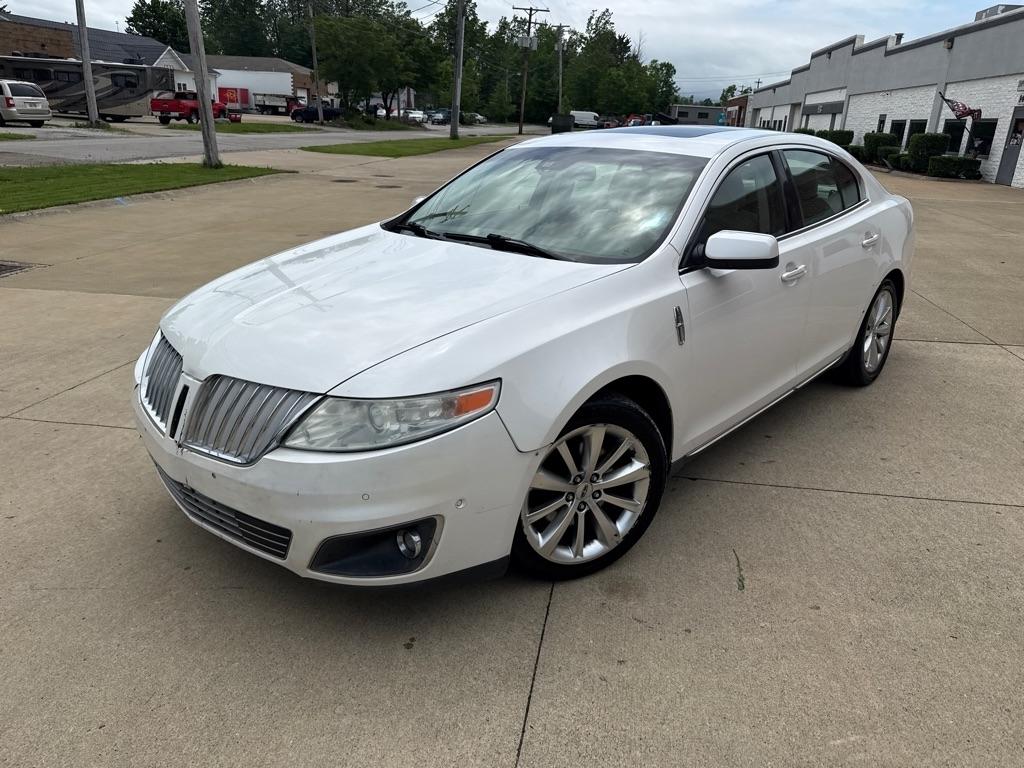 Lincoln MKS 3.5L with EcoBoost AWD 2011