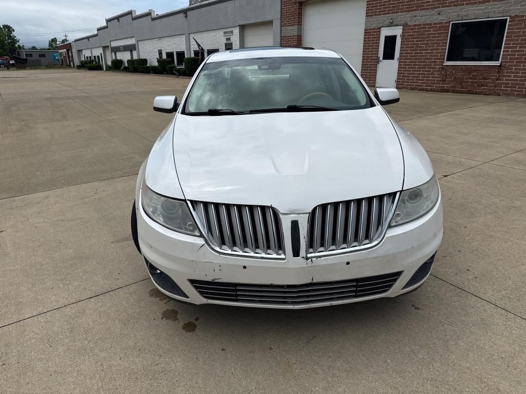 Lincoln MKS 3.5L with EcoBoost AWD 2011