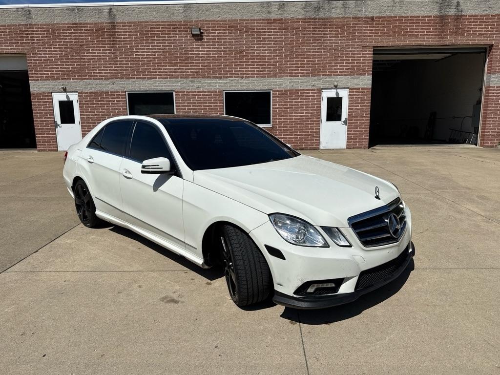 Mercedes-Benz E-Class E350 Sedan 4MATIC 2011