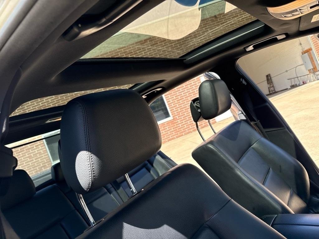 Mercedes-Benz E-Class E350 Sedan 4MATIC 2011